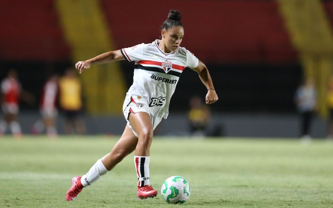 São Paulo destaca venda de Dudinha como marco financeiro no futebol feminino em 2025
