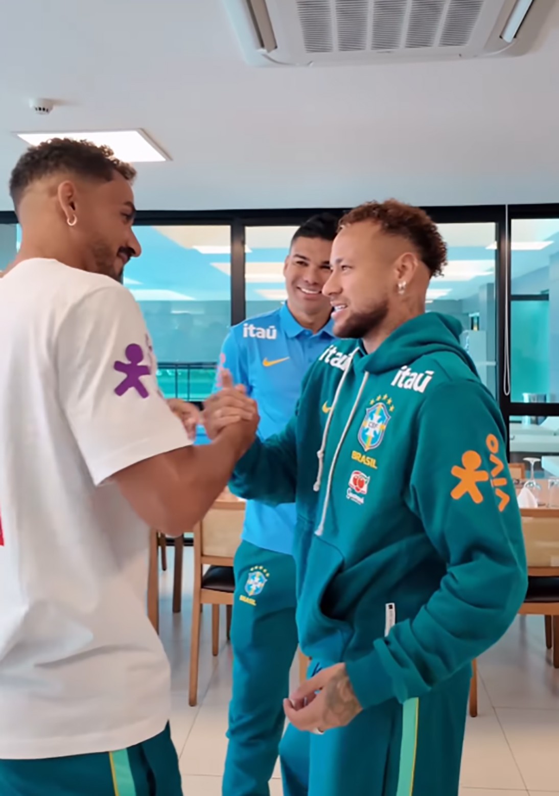 Santos Mantém Otimismo e Prepara Neymar para Retorno Mesmo com Lesão na Panturrilha