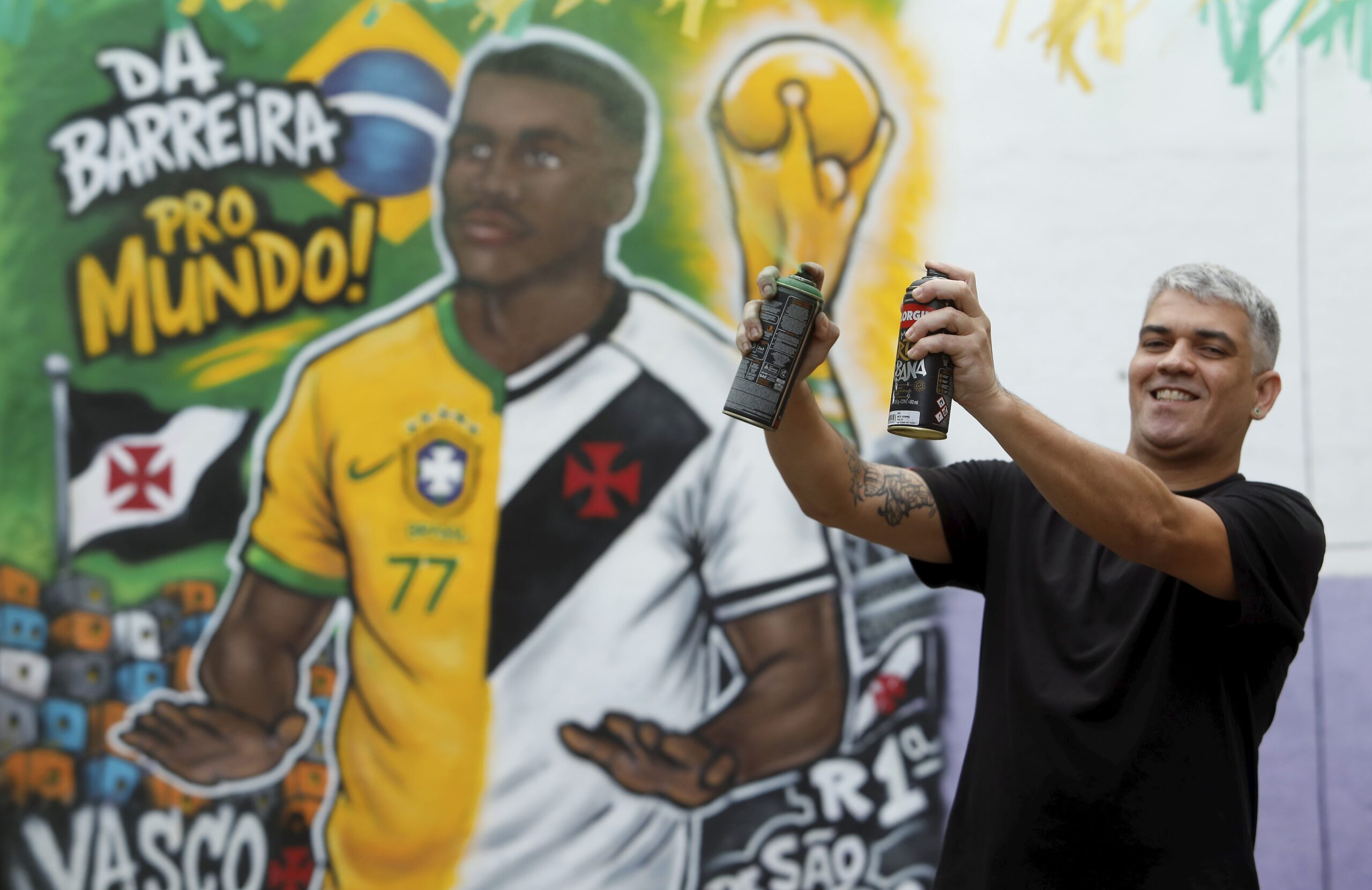 Rayan vira símbolo da Barreira do Vasco e agita comunidade antes da Copa do Mundo