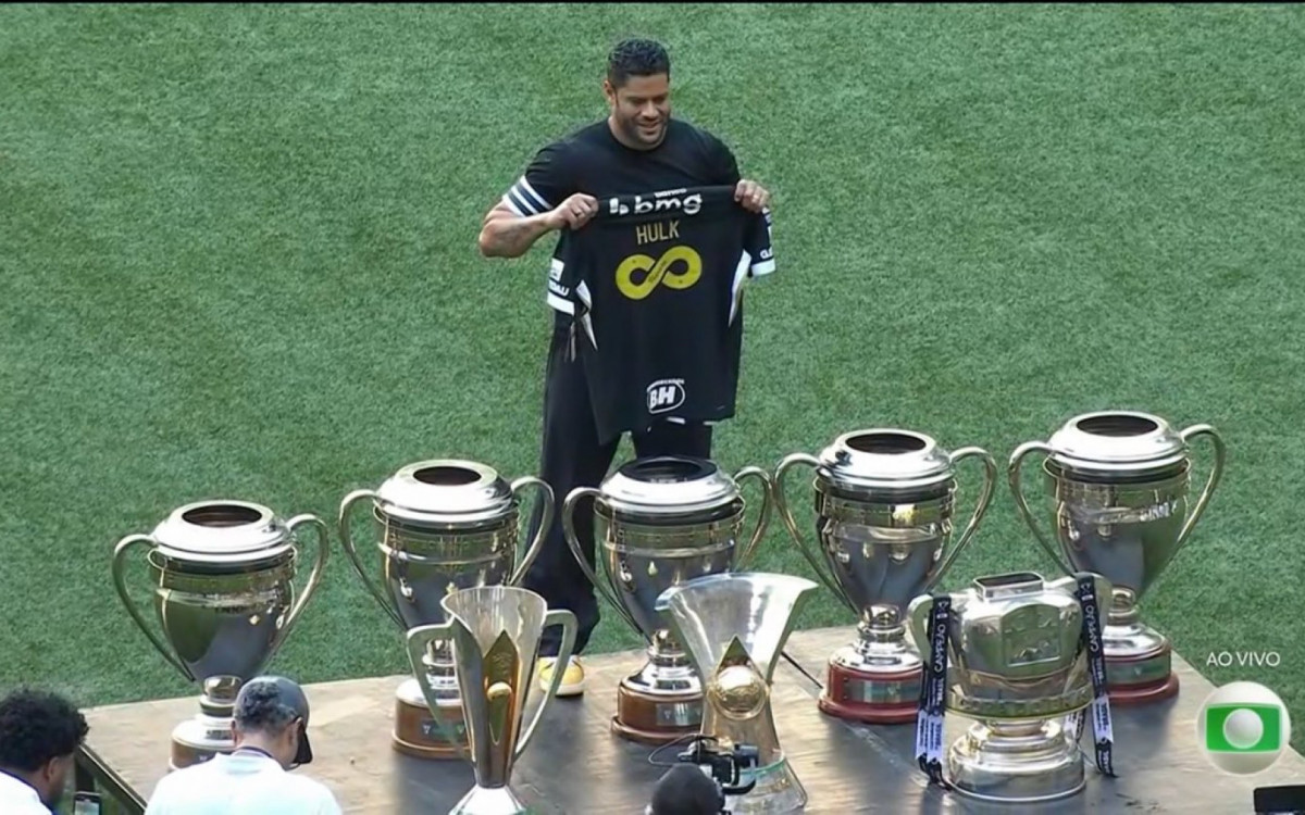Hulk se despede do Atlético-MG em homenagem emocionante na Arena MRV