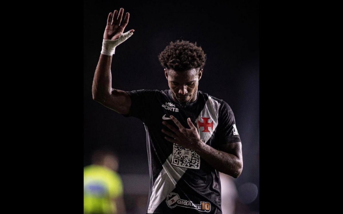 Thiago Mendes se desculpa após expulsão e celebra vaga do Vasco na Copa do Brasil