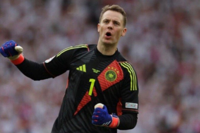 Manuel Neuer surpreende e volta à seleção alemã para a Copa do Mundo de 2026