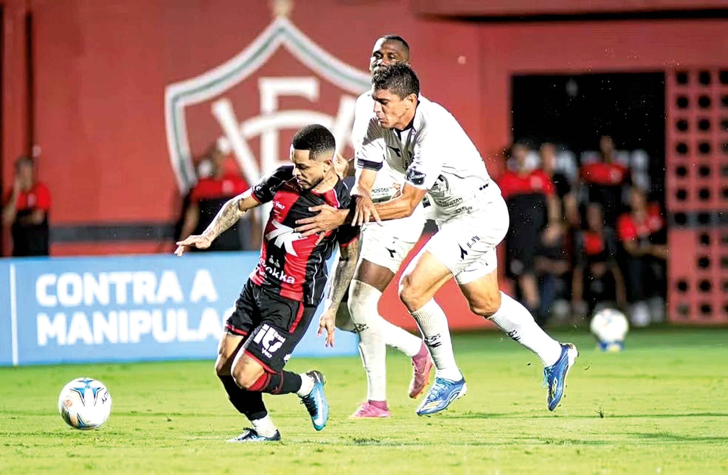 ABC protesta contra arbitragem após derrota por 6 a 2 para o Vitória na Copa do Nordeste