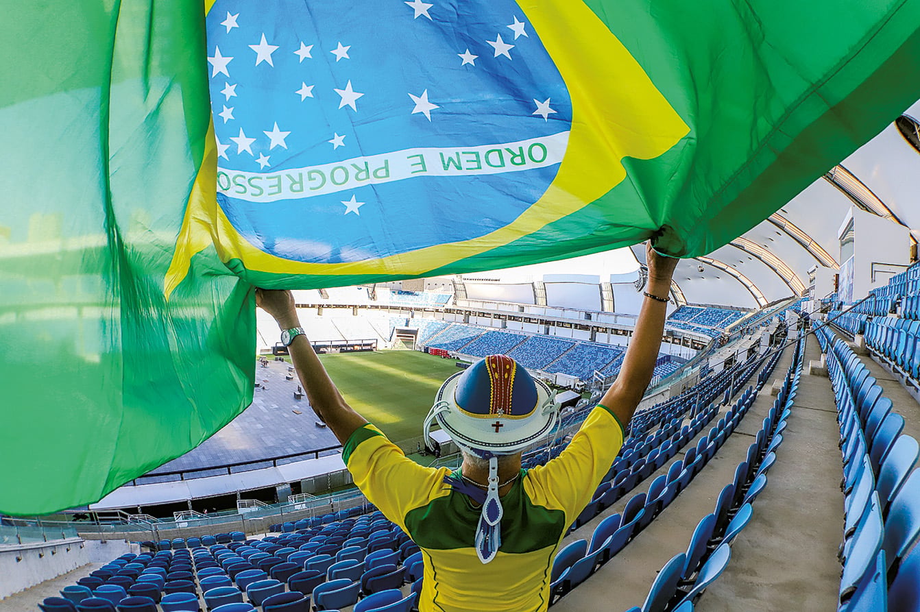 Exposição “Futebol e Arte” retorna ao Bardallos com fotos inéditas e emocionantes