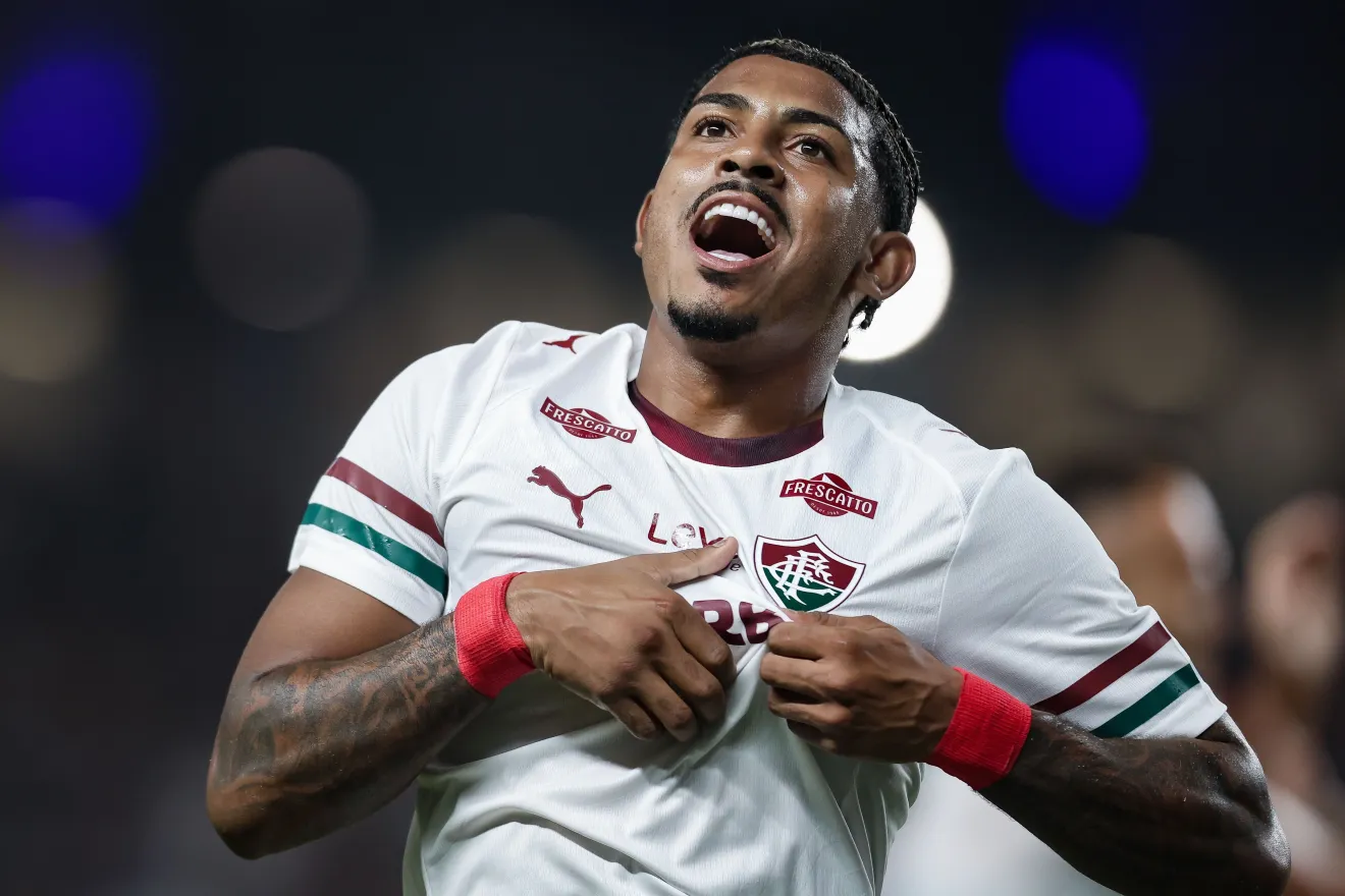 Brasileirão 2026: Cruzeiro e Fluminense duelam por pontos decisivos antes da Copa