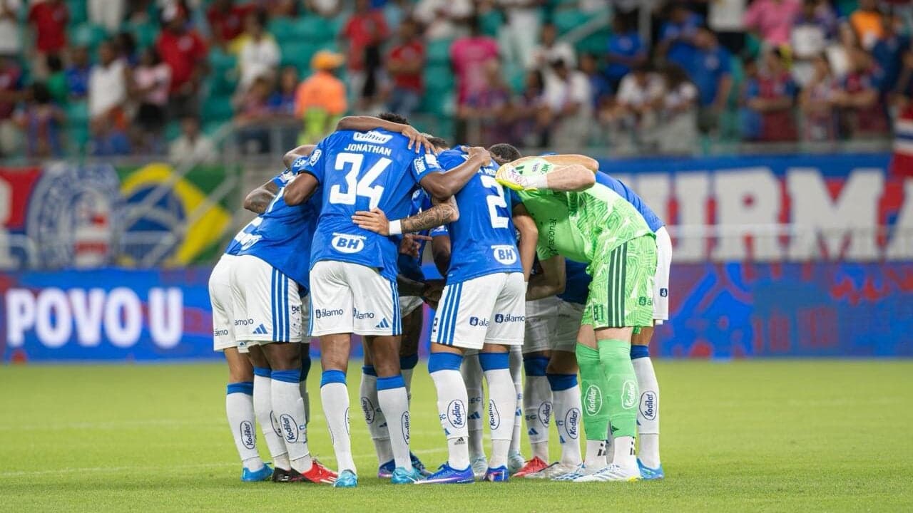 Cruzeiro Brilha com Jovens e Vence Bahia em Jogo Decisivo na Arena Fonte Nova