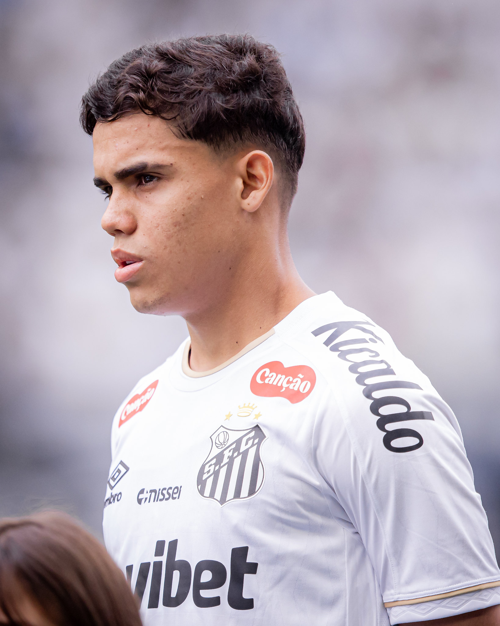 Gustavinho projeta duelo decisivo entre Santos e Grêmio na Arena