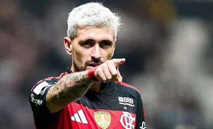 Arrascaeta acelera recuperação no Flamengo e mira retorno à seleção uruguaia para a Copa