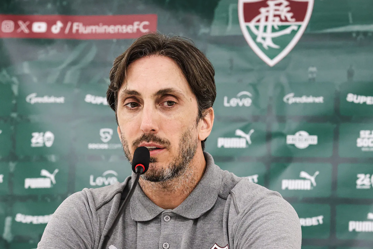 Fluminense busca recuperação contra Vitória no Maracanã em duelo decisivo