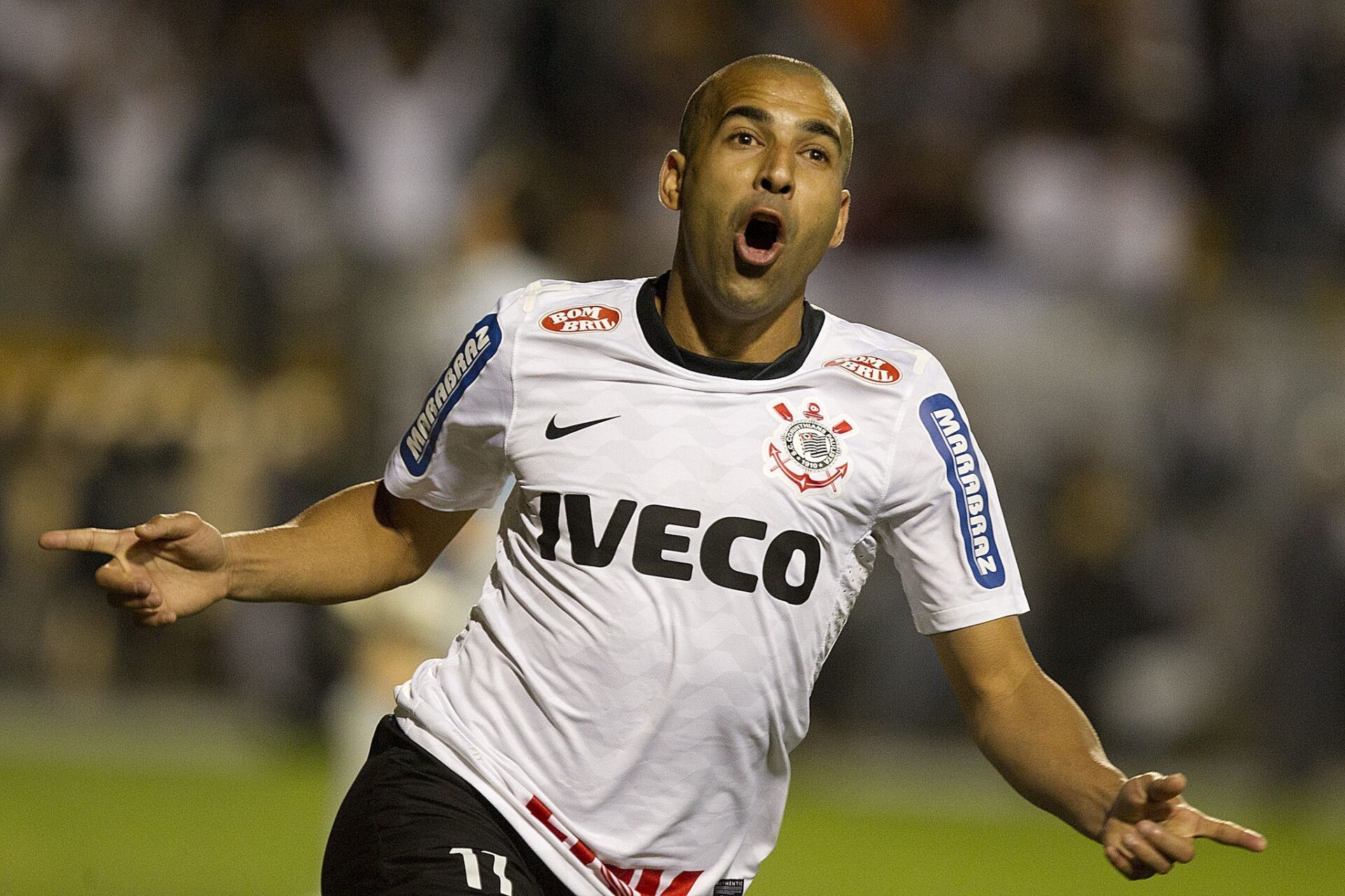Emerson Sheik e sua marca inesquecível no Corinthians: relembrando os momentos de glória