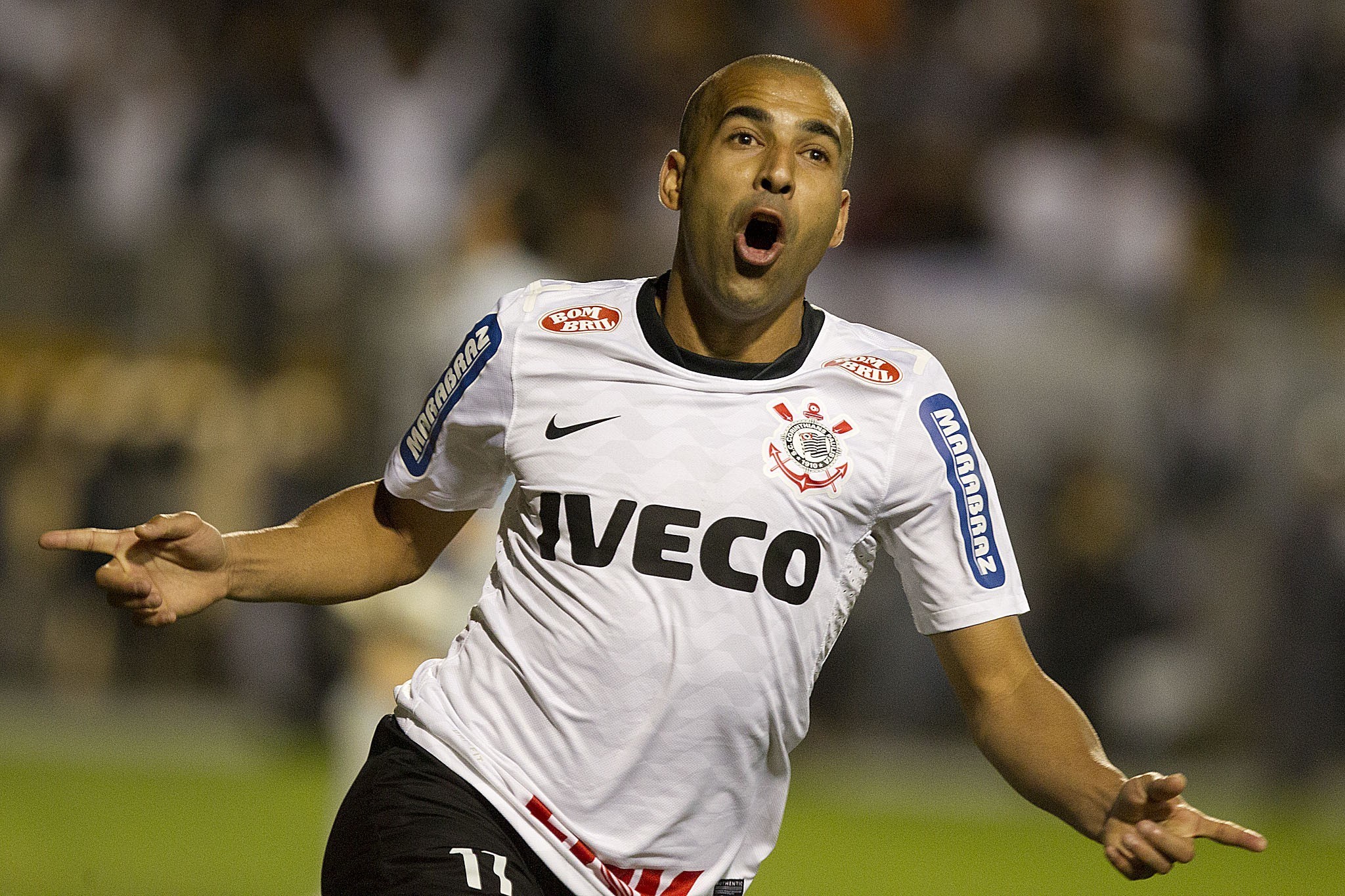 Emerson Sheik e sua marca inesquecível no Corinthians: relembrando os momentos de glória