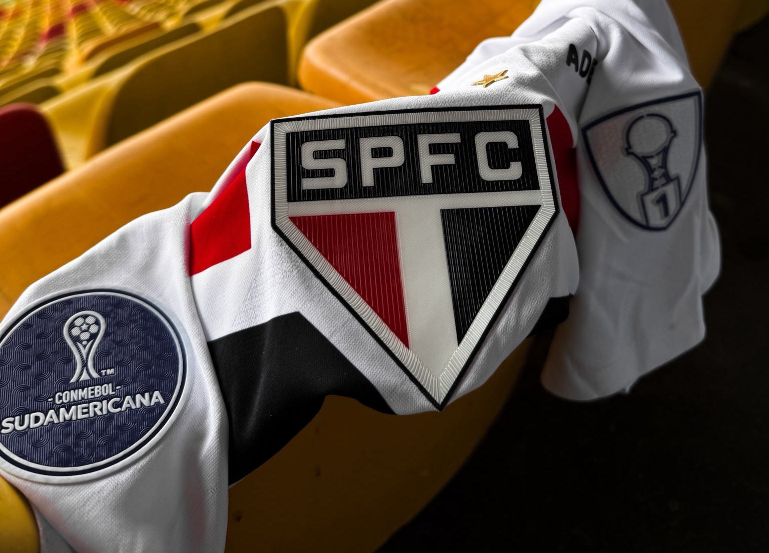 São Paulo fecha 2025 com superávit de R$ 57 milhões e reduz dívida em R$ 110 milhões