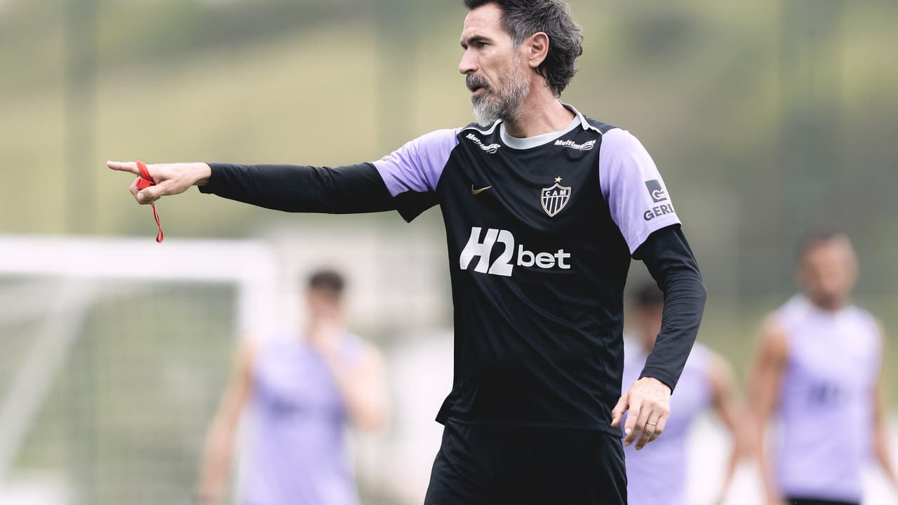 Atlético-MG encara Corinthians na Neo Química Arena com novidades no elenco
