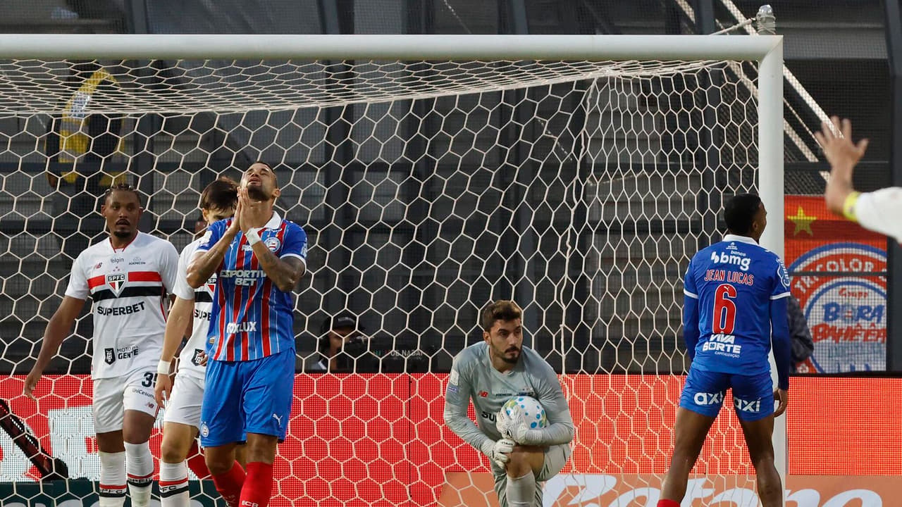 São Paulo sofre empate contra Bahia e preocupa com lesões de jogadores-chave