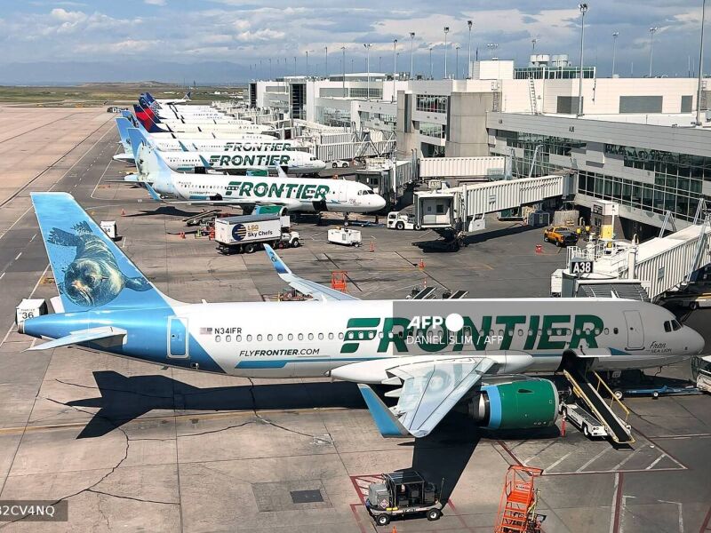 Pedestre invade pista e é atropelado por avião em aeroporto dos EUA