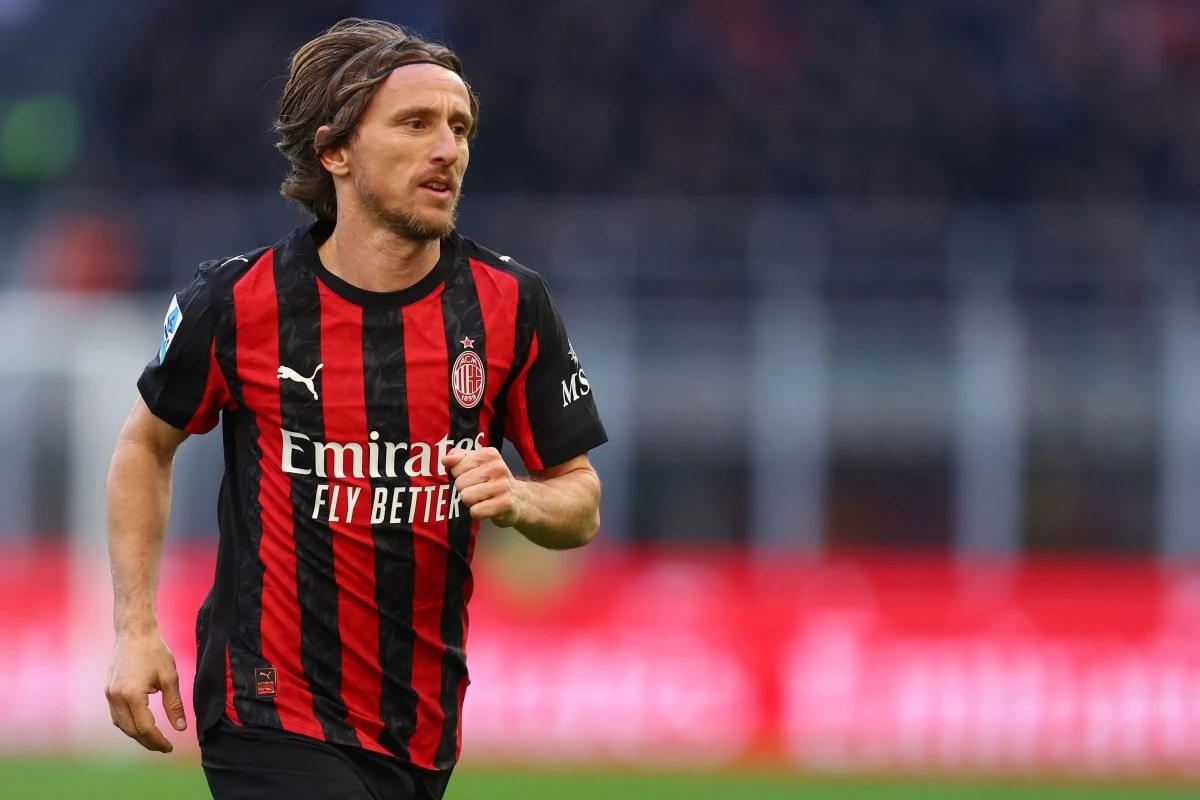 Fim de um ciclo: Juventus e Milan ficam fora da Champions League após 35 anos