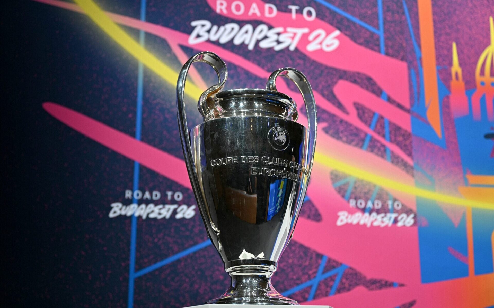 PSG e Arsenal se enfrentam na final inédita da Champions League 2025/26 em Budapeste