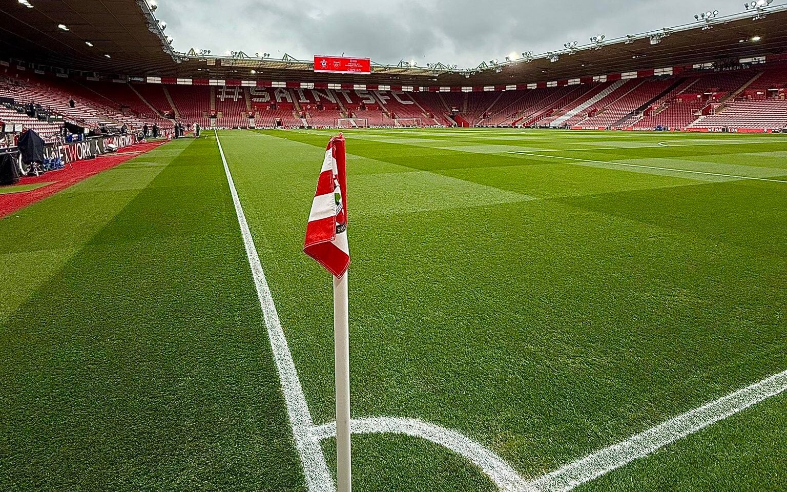 Southampton recorre após exclusão dos playoffs da Championship por espionagem