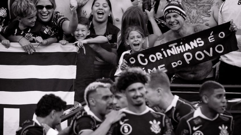 Corinthians no limite: a Fiel enfrenta a dura realidade do clube em 2026