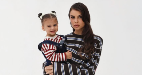 Amanda Kimberlly compartilha momentos fofos da filha Helena, filha de Neymar