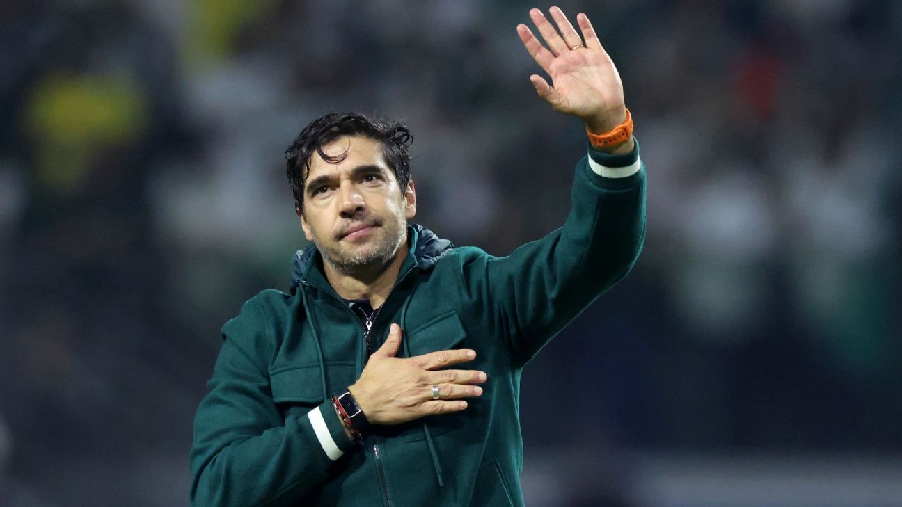 Ariel Holan enaltece Palmeiras e defende Abel Ferreira após derrota na Libertadores