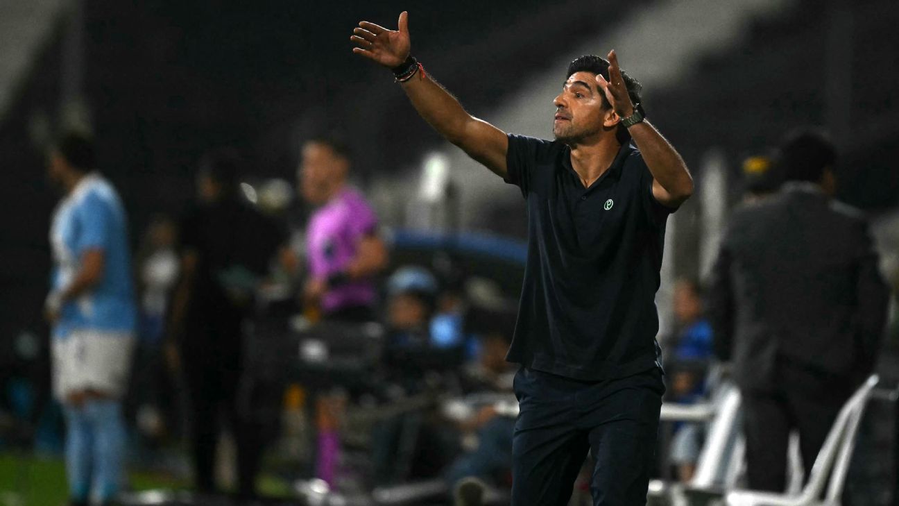 Abel Ferreira rebate críticas e destaca força do Palmeiras em calendário apertado