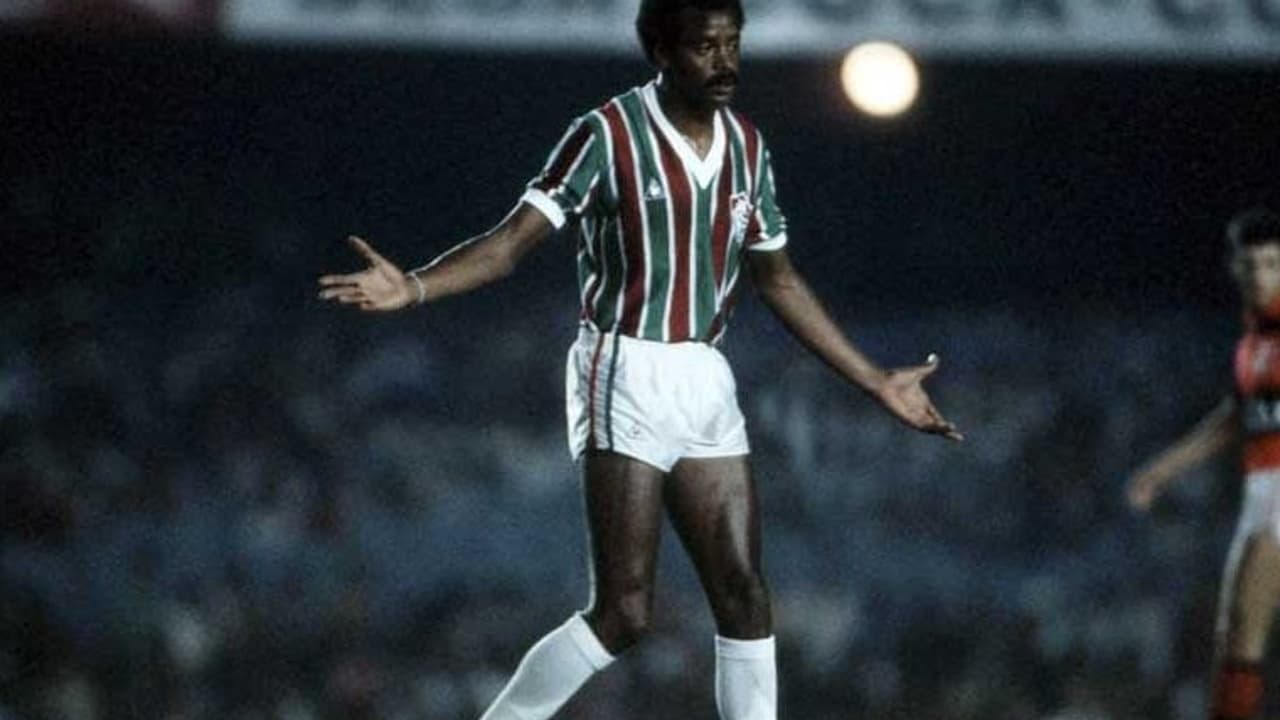Assis: O Ponta Icônico que Brilhou no Fluminense nos Anos 80