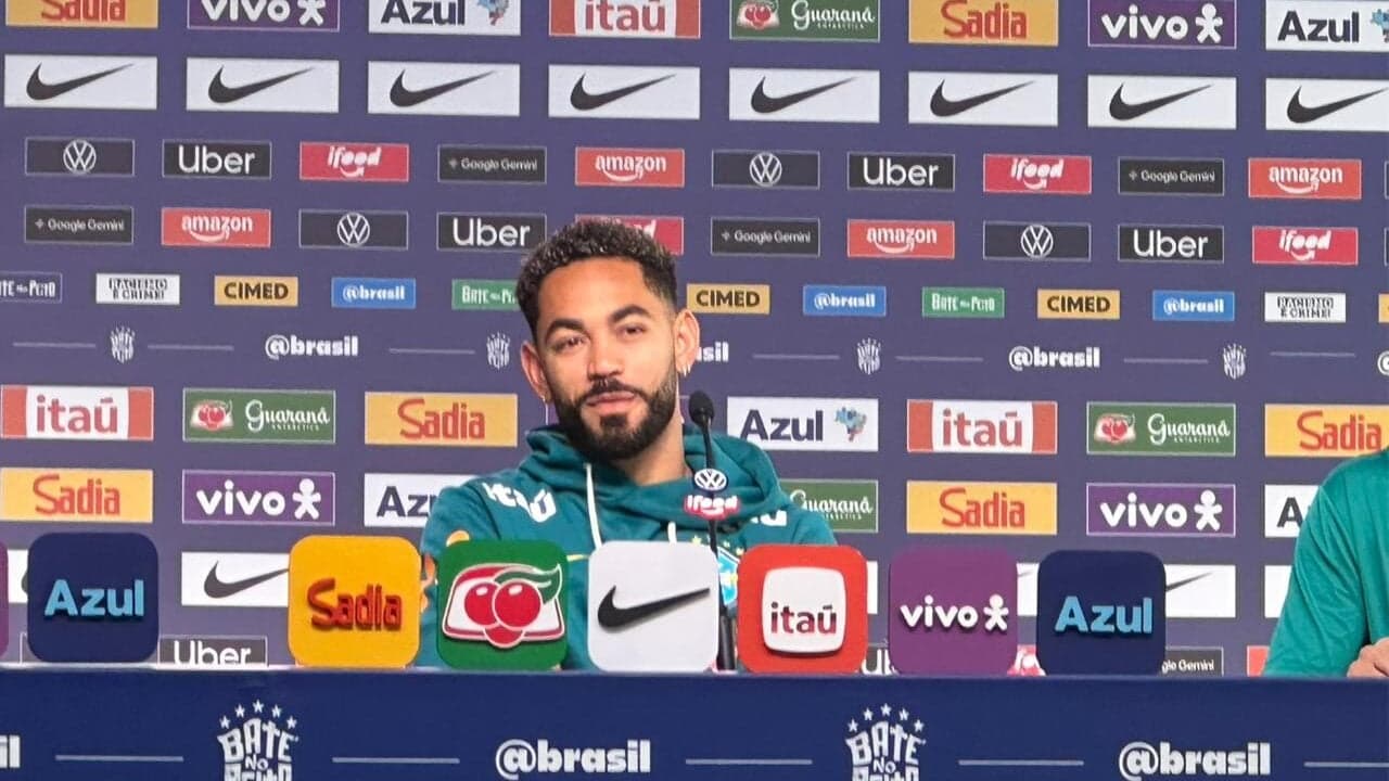 Matheus Cunha e técnicos debatem: esquemas táticos perdem espaço no futebol moderno?