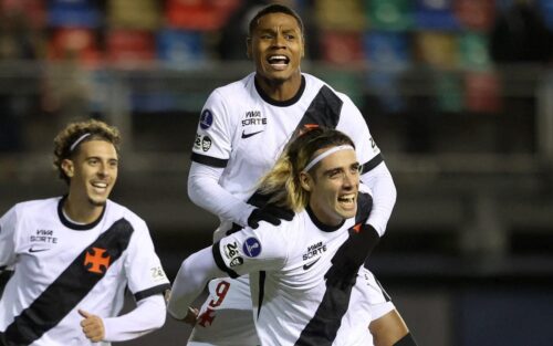 Matheus França brilha no fim do empréstimo e marca seu primeiro gol pelo Vasco