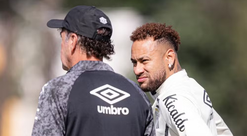 Cuca esclarece rotina de Neymar no Santos e comenta recuperação para a Copa de 2026