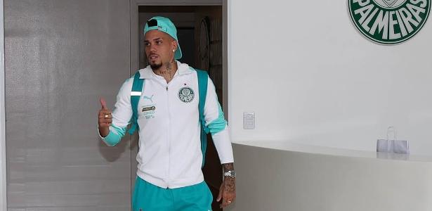 Paulinho pode voltar ao Palmeiras após quase um ano e embarca para duelo decisivo na Libertadores