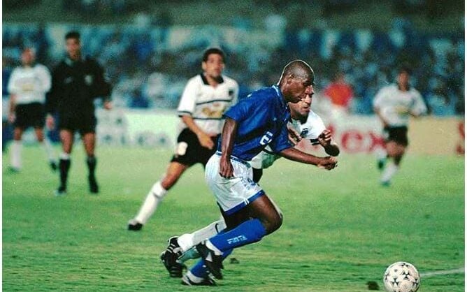 Cleisson: a trajetória intensa e polêmica do volante que marcou o futebol brasileiro