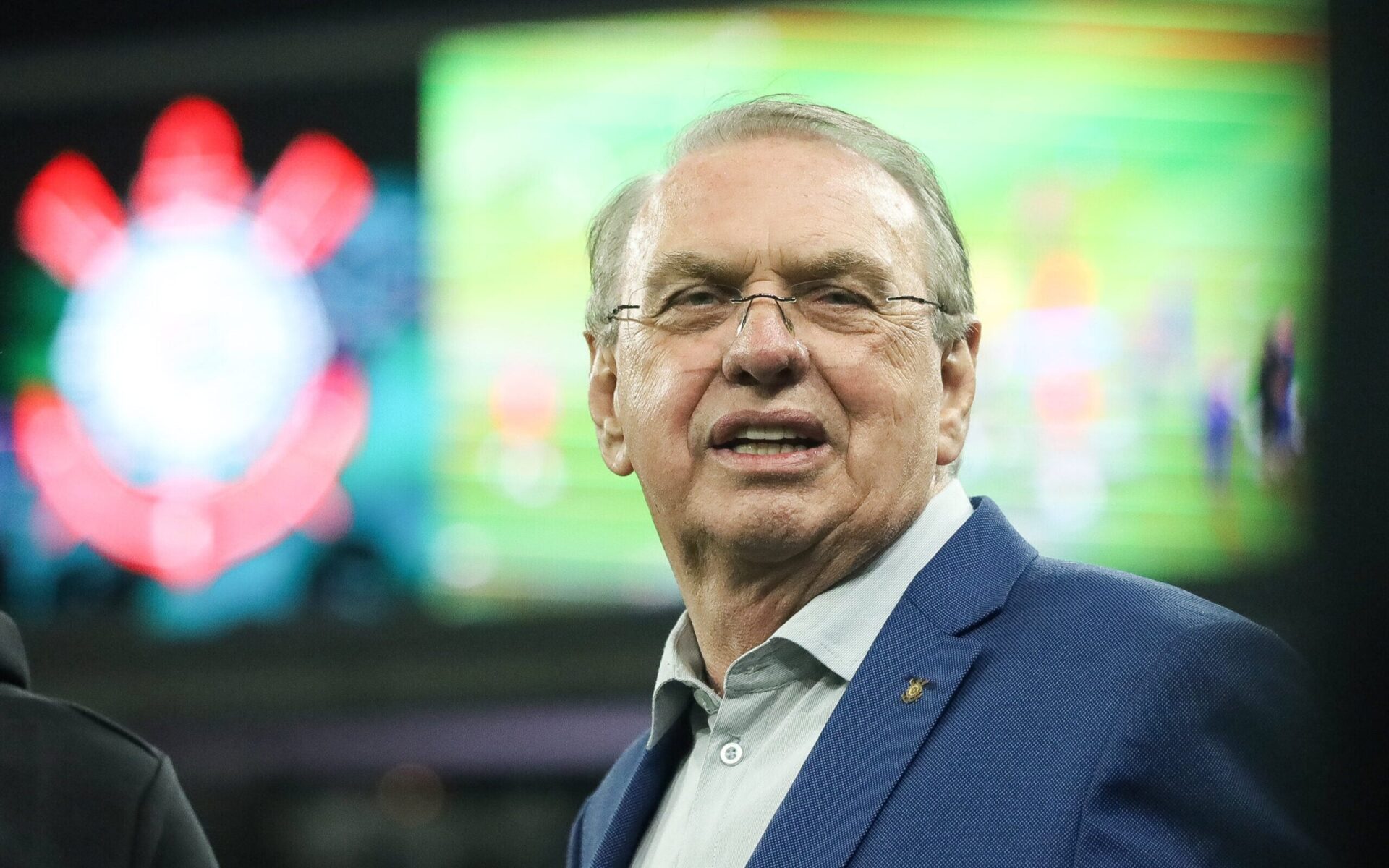 Corinthians enfrenta atraso no pagamento de salários, mas presidente garante solução rápida