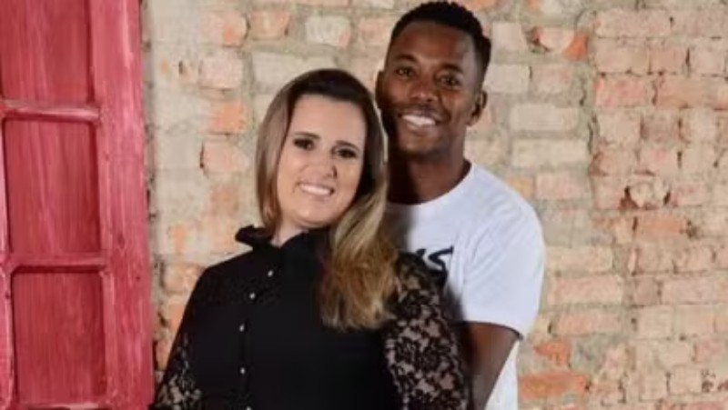 Vivian Guglielmetti volta aos holofotes após polêmica envolvendo Neymar e Robinho Jr.