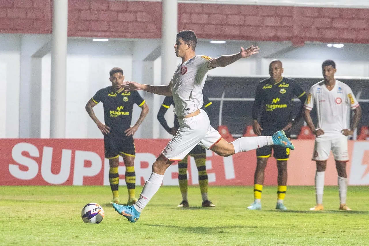 Tombense e São Bernardo empatam em duelo eletrizante com quatro gols de pênalti na Copa Sul-Sudeste 2026