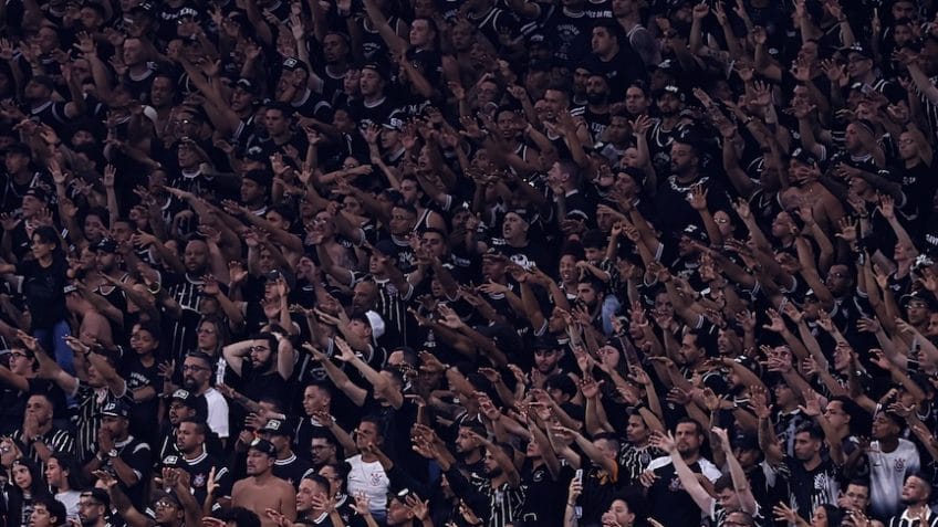 SAF no Corinthians: Como o clube pode unir paixão e profissionalismo sem perder a identidade