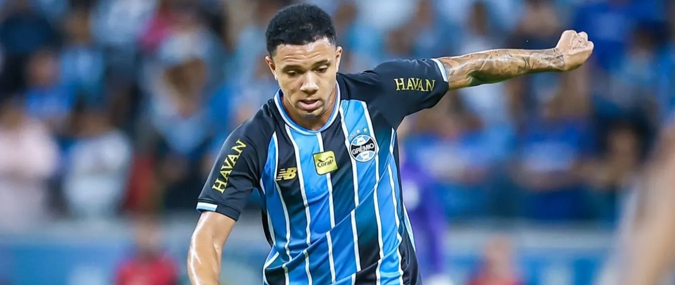 Newcastle mira Viery, jovem zagueiro do Grêmio que brilha em 2026