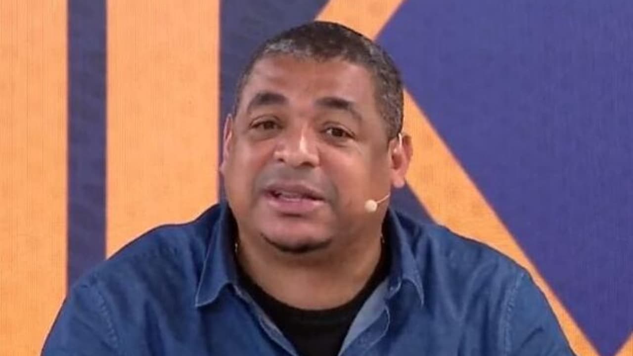 Vasco sofre derrota pesada para RB Bragantino e Renato Gaúcho é pressionado