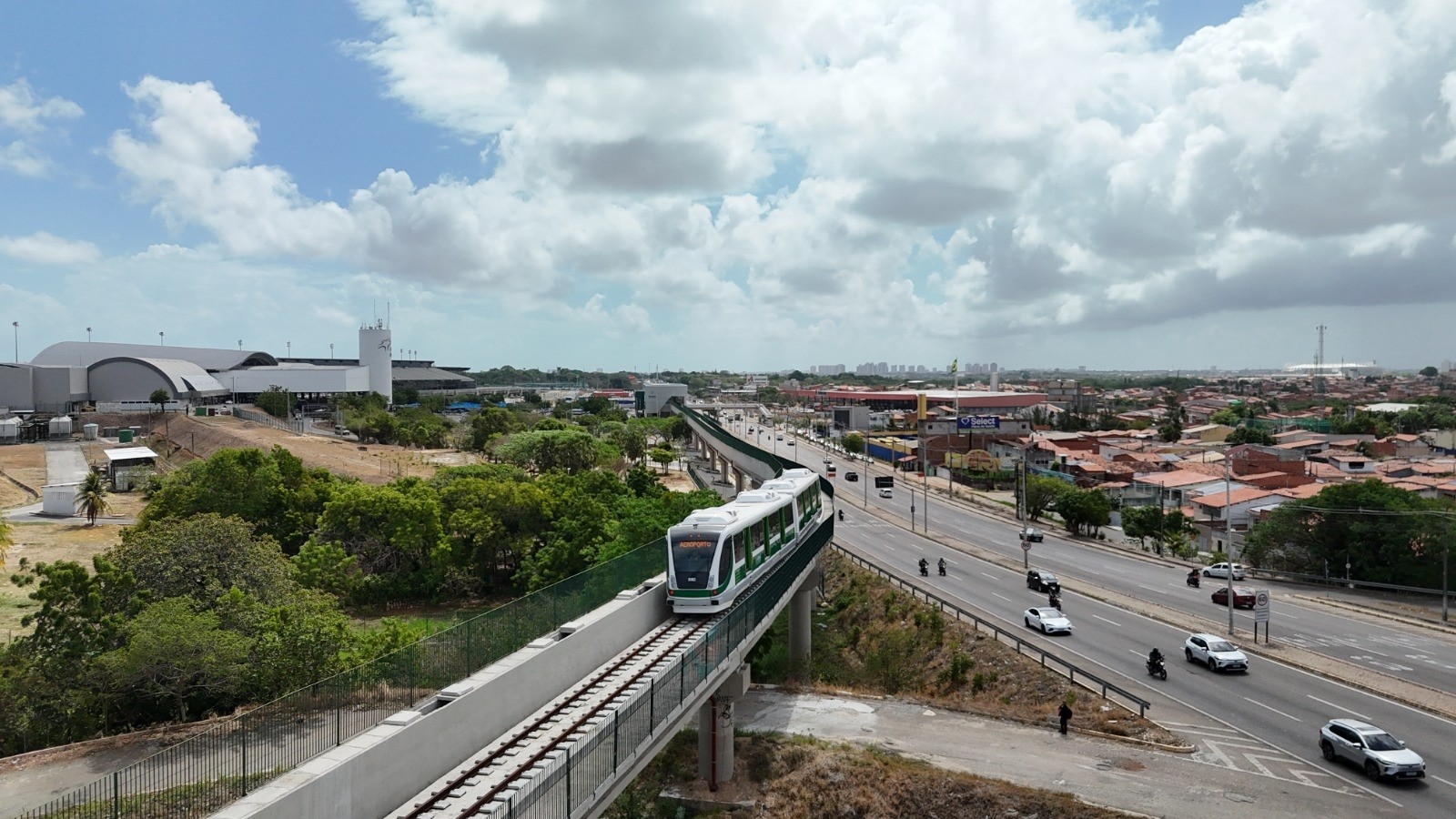 Nova Linha de Transporte em Fortaleza Promete Conectar Mais de 30 Bairros até 2027