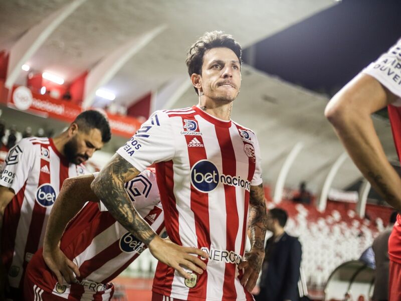 Náutico se mexe para a janela de transferências e mira reforços para a reta final da Série B 2026