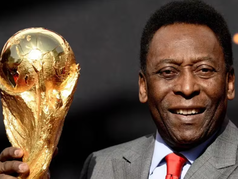 Camisa de Pelé na final de 1958 será leiloada em Nova York durante a Copa de 2026