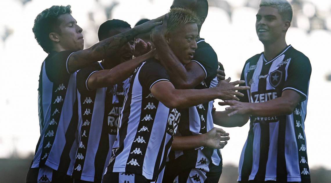 Brasil e Japão se enfrentam em duelo decisivo pela Copa do Mundo de 2026
