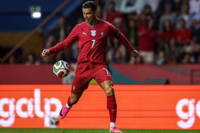 Como Dois Gols Marcantes Mudaram o Futebol e o Perfil dos Jogadores para Sempre