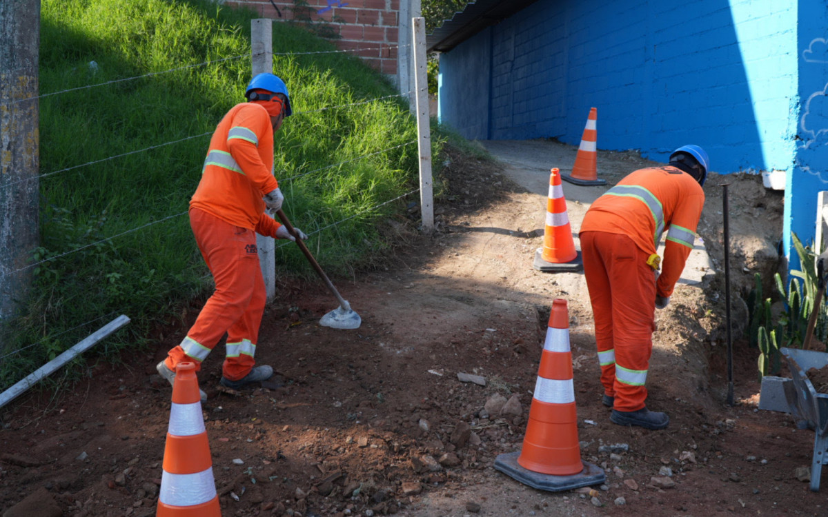São Gonçalo intensifica ações contra descarte irregular e mobiliza a comunidade