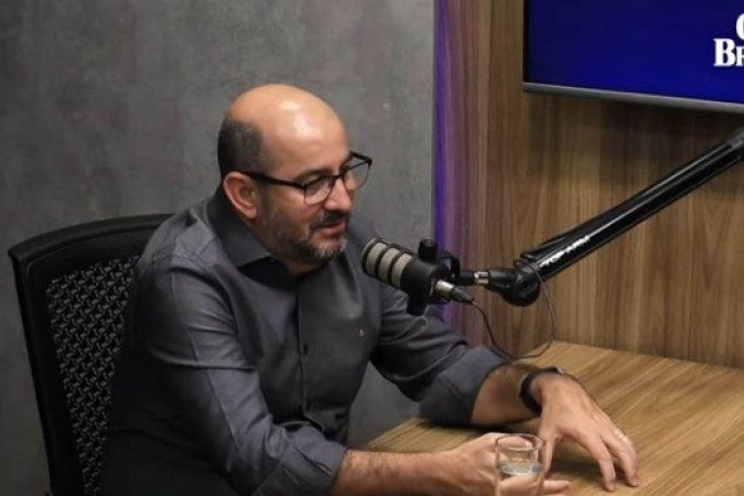 Futebol e Cultura Brasileira: Afrânio Castro Analisa a Paixão Nacional no Podcast do Correio