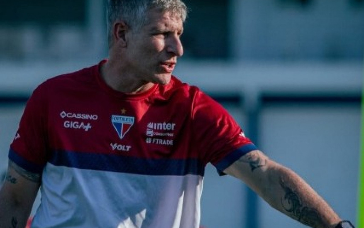 Vasco acerta detalhes finais para anunciar novo técnico em 2026