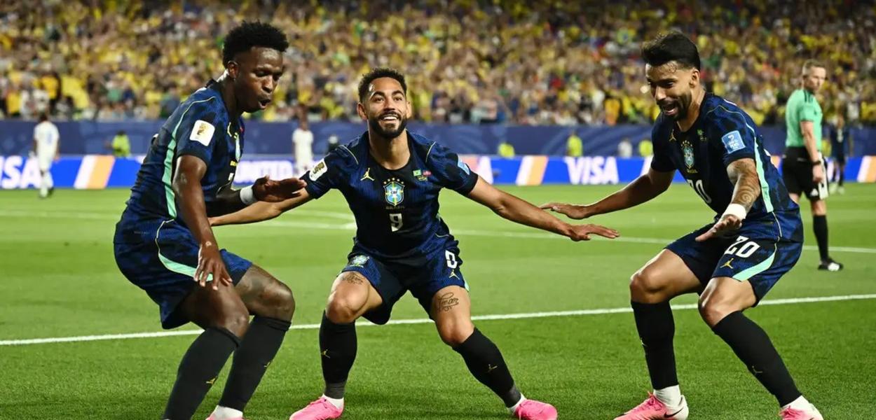 Brasil conquista primeira vitória no Mundial com atuação de Vini Jr. em destaque