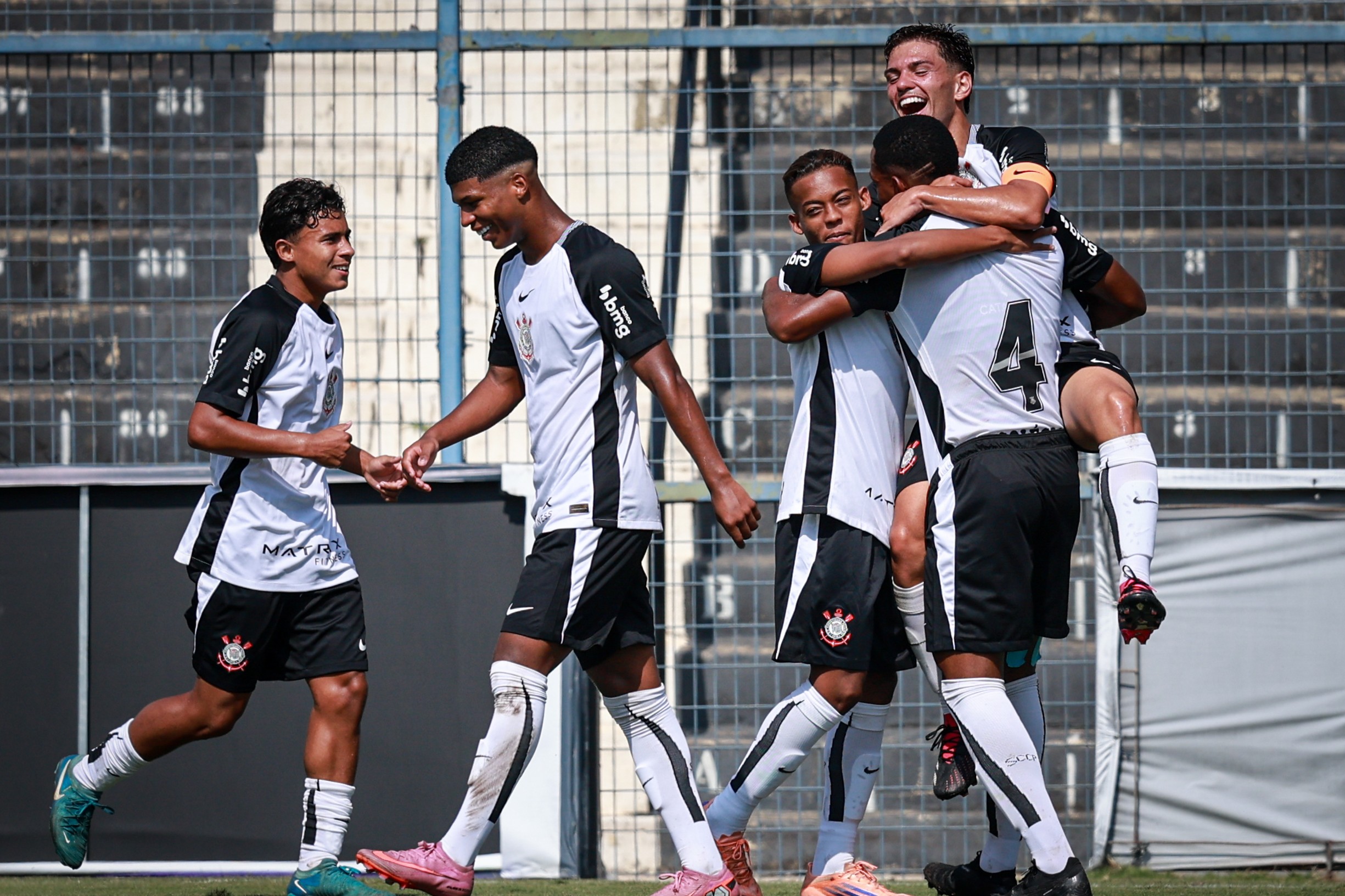 Corinthians garante segunda vitória no Paulista Sub-20 com vitória sólida sobre Portuguesa Santista