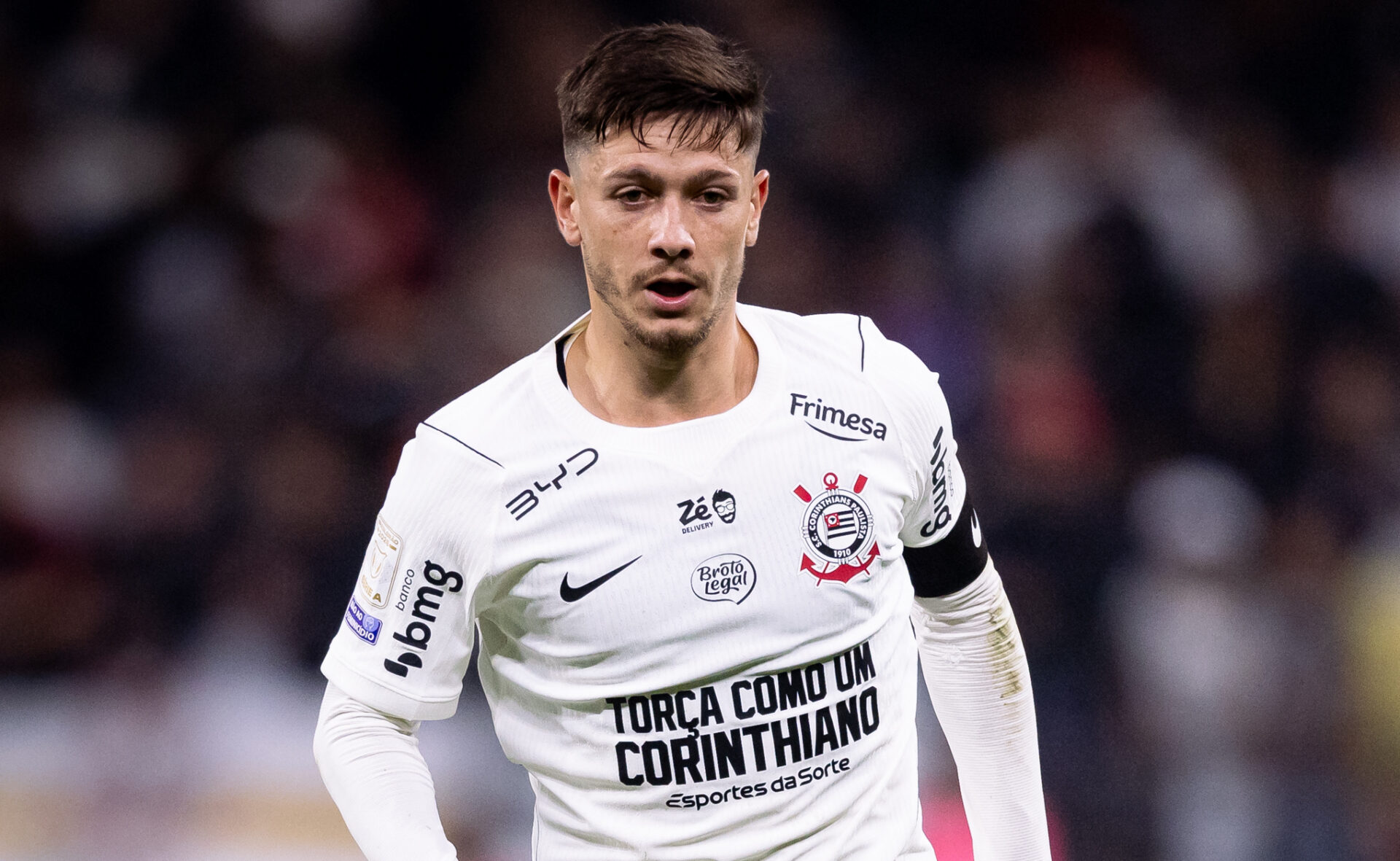 Corinthians avança na negociação da dívida pela contratação de Rodrigo Garro