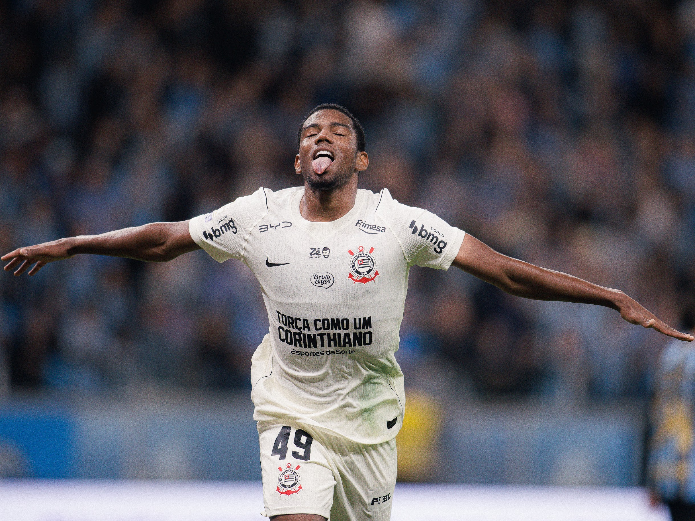 André Luiz brilha no Corinthians e desperta interesse da Europa em 2026